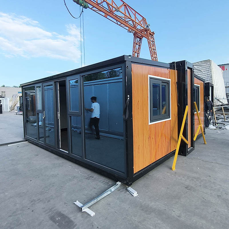 Apa keuntungan dari Yilong Integrated Housing Technology Co., Ltd. sebagai produsen kontainer?